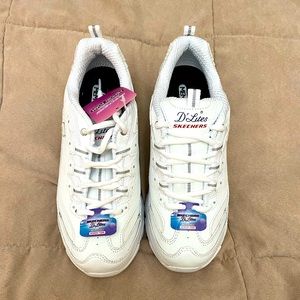 Womens Sketchers D’Lites
